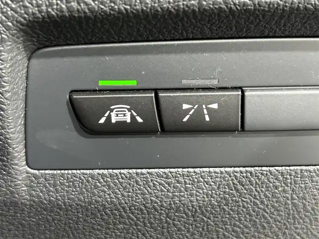 ＢＭＷ １１８ｄ スタイル 佐賀県 2016(平28)年 10.7万km 青 純正HDDナビ/FM/AMAUX/USB/CD/DVD/Bluetooth/バックカメラ/コーナーセンサー/LEDヘッドライト/フォグランプ/クルーズコントロール/ドライブレコーダー/ETC/プッシュスタート/スマートキー/スペアキー/AAC/純正16インチアルミホイール/純正オーディオ/ウィンカーミラー/電動格納ミラー