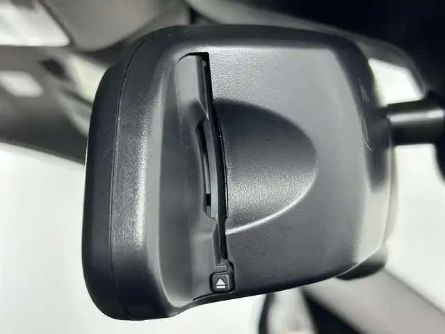 ＢＭＷ １１８ｄ スタイル 佐賀県 2016(平28)年 10.7万km 青 純正HDDナビ/FM/AMAUX/USB/CD/DVD/Bluetooth/バックカメラ/コーナーセンサー/LEDヘッドライト/フォグランプ/クルーズコントロール/ドライブレコーダー/ETC/プッシュスタート/スマートキー/スペアキー/AAC/純正16インチアルミホイール/純正オーディオ/ウィンカーミラー/電動格納ミラー