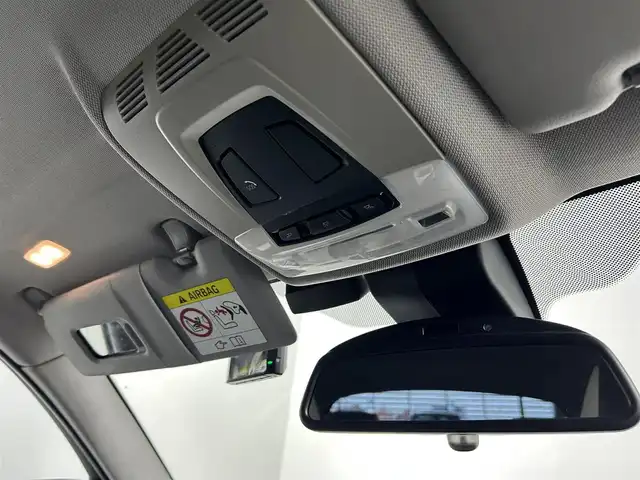 ＢＭＷ １１８ｄ スタイル 佐賀県 2016(平28)年 10.7万km 青 純正HDDナビ/FM/AMAUX/USB/CD/DVD/Bluetooth/バックカメラ/コーナーセンサー/LEDヘッドライト/フォグランプ/クルーズコントロール/ドライブレコーダー/ETC/プッシュスタート/スマートキー/スペアキー/AAC/純正16インチアルミホイール/純正オーディオ/ウィンカーミラー/電動格納ミラー