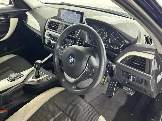 ＢＭＷ １１８ｄ スタイル 佐賀県 2016(平28)年 10.7万km 青 純正HDDナビ/FM/AMAUX/USB/CD/DVD/Bluetooth/バックカメラ/コーナーセンサー/LEDヘッドライト/フォグランプ/クルーズコントロール/ドライブレコーダー/ETC/プッシュスタート/スマートキー/スペアキー/AAC/純正16インチアルミホイール/純正オーディオ/ウィンカーミラー/電動格納ミラー