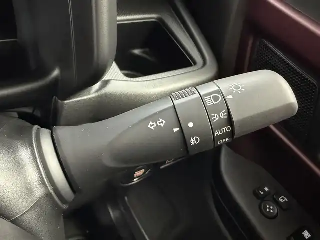 スズキ スペーシア カスタム HYBRID XS 愛知県 2025(令7)年 0.1千km パールⅡ 届出済未使用車/登録時走行距離4km/スズキセーフティサポート/純正メモリナビ/フルセグTV/Bluetooth/AppleCarPlay/AndroidAuto/全方位モニター/前席シートヒーター/革巻きステアリング/ステアリングリモコン/アダプティブクルーズコントロール/ハーフレザーシート/後席サーキュレーター/後席サンシェード/ステアリングヒーター/両側パワースライドドア/ヘッドアップディスプレイ/電動パーキングブレーキ/LEDヘッドライト/フォグランプ