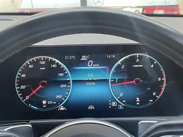メルセデス・ベンツ ＧＬＢ２００ｄ AMGライン 千葉県 2020(令2)年 3.4万km ポーラホワイト パノラミックスライディングルーフ/ヘッドアップディスプレイ/ハーフレザーシート/パワーシート/シートヒーター/純正HDDナビ/360°カメラ/地デジTV/パワーバックドア/LEDライト/純正18インチAW