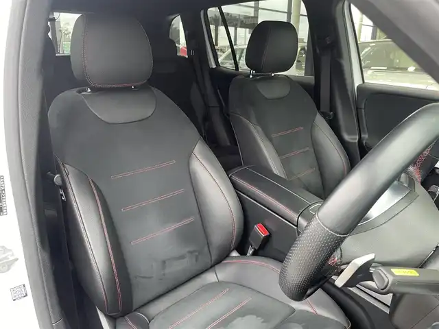 メルセデス・ベンツ ＧＬＢ２００ｄ AMGライン 千葉県 2020(令2)年 3.4万km ポーラホワイト パノラミックスライディングルーフ/ヘッドアップディスプレイ/ハーフレザーシート/パワーシート/シートヒーター/純正HDDナビ/360°カメラ/地デジTV/パワーバックドア/LEDライト/純正18インチAW