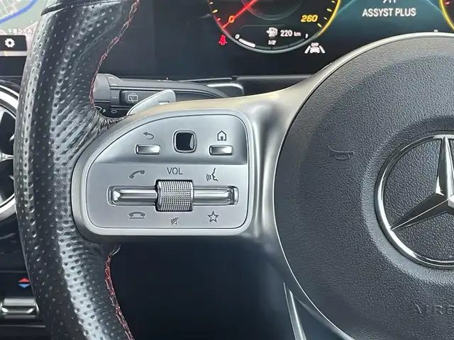 メルセデス・ベンツ ＧＬＢ２００ｄ AMGライン 千葉県 2020(令2)年 3.4万km ポーラホワイト パノラミックスライディングルーフ/ヘッドアップディスプレイ/ハーフレザーシート/パワーシート/シートヒーター/純正HDDナビ/360°カメラ/地デジTV/パワーバックドア/LEDライト/純正18インチAW