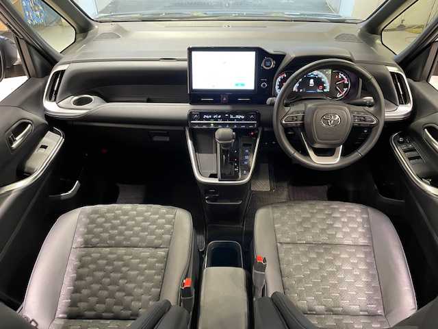 トヨタ ヴォクシー S－Z 宮城県 2022(令4)年 3.6万km スパークリングブラックパールクリスタルシャイン 4WD/ワンオーナー/寒冷地仕様/両側パワースライドドア/トヨタセーフティーセンス/・プリクラッシュセーフティー/・レーントレーシングアシスト/・レーンディパーチャーアラート/・レーダークルーズコントロール/・アダプティブハイビームシステム/・ロードサインアシスト/・発進遅れ告知機能/・レーンチェンジアシスト/・電動パーキングブレーキ/・ブレーキホールド/純正ナビ10.5インチHDディスプレイ/・AM/FM/Bluetooth/USB/CD/HDMI/Miracost/・純正ビルドインETC2.0/・ECOモード/・車外バックカメラ/・TVキャンセラー/コーナーセンサー前後/衝突被害軽減システム/オートライト/LEDヘッドライト/革巻きステアリング/・ステアリングスイッチ/・電子パーキング/・オートブレーキホールド/・車線逸脱警報装置/シートヒーター（運転席＋助手席）/３列シート/サンシェード/純正フロアマット/純正16インチアルミホイール/積込スタッドレスタイヤ