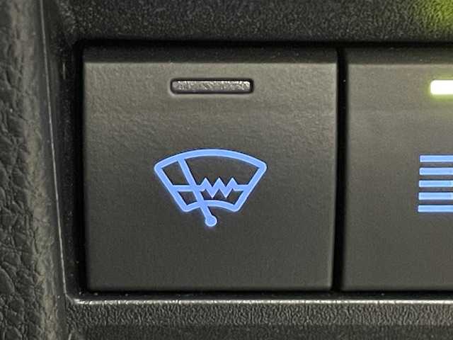 トヨタ ヴォクシー S－Z 宮城県 2022(令4)年 3.6万km スパークリングブラックパールクリスタルシャイン 4WD/ワンオーナー/寒冷地仕様/両側パワースライドドア/トヨタセーフティーセンス/・プリクラッシュセーフティー/・レーントレーシングアシスト/・レーンディパーチャーアラート/・レーダークルーズコントロール/・アダプティブハイビームシステム/・ロードサインアシスト/・発進遅れ告知機能/・レーンチェンジアシスト/・電動パーキングブレーキ/・ブレーキホールド/純正ナビ10.5インチHDディスプレイ/・AM/FM/Bluetooth/USB/CD/HDMI/Miracost/・純正ビルドインETC2.0/・ECOモード/・車外バックカメラ/・TVキャンセラー/コーナーセンサー前後/衝突被害軽減システム/オートライト/LEDヘッドライト/革巻きステアリング/・ステアリングスイッチ/・電子パーキング/・オートブレーキホールド/・車線逸脱警報装置/シートヒーター（運転席＋助手席）/３列シート/サンシェード/純正フロアマット/純正16インチアルミホイール/積込スタッドレスタイヤ