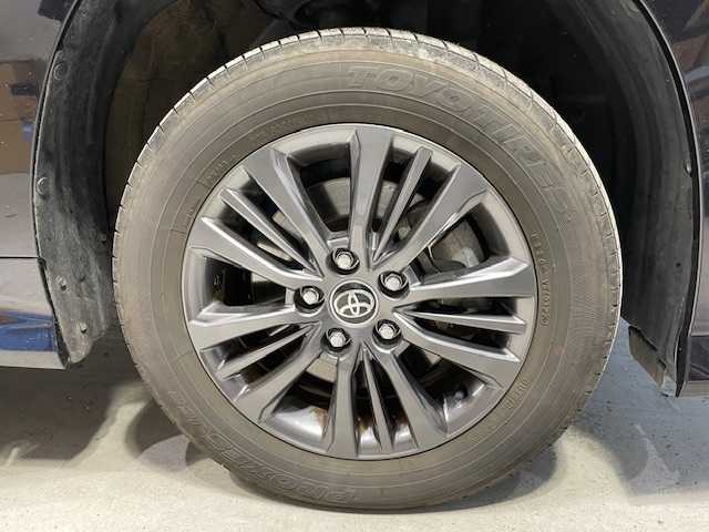 トヨタ ヴォクシー S－Z 福井県 2022(令4)年 3.6万km スパークリングブラックパールクリスタルシャイン 4WD/ワンオーナー/寒冷地仕様/両側パワースライドドア/トヨタセーフティーセンス/・プリクラッシュセーフティー/・レーントレーシングアシスト/・レーンディパーチャーアラート/・レーダークルーズコントロール/・アダプティブハイビームシステム/・ロードサインアシスト/・発進遅れ告知機能/・レーンチェンジアシスト/・電動パーキングブレーキ/・ブレーキホールド/純正ナビ10.5インチHDディスプレイ/・AM/FM/Bluetooth/USB/CD/HDMI/Miracost/・純正ビルドインETC2.0/・ECOモード/・車外バックカメラ/・TVキャンセラー/コーナーセンサー前後/衝突被害軽減システム/オートライト/LEDヘッドライト/革巻きステアリング/・ステアリングスイッチ/・電子パーキング/・オートブレーキホールド/・車線逸脱警報装置/シートヒーター（運転席＋助手席）/３列シート/サンシェード/純正フロアマット/純正16インチアルミホイール/積込スタッドレスタイヤ