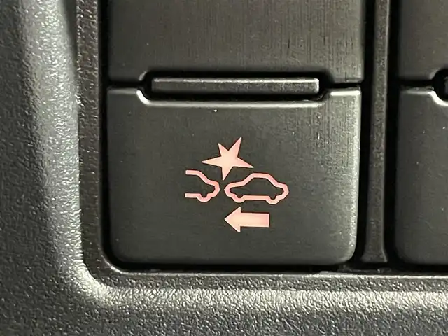 トヨタ ヴォクシー ZS 煌Ⅲ 大阪府 2021(令3)年 3.5万km ブラック 純正ナビＴＶ　ハーフレザー　バックカメラ　ＥＴＣ　ドラレコ　レーンアシスト　アイドリングストップ　オートハイビーム　ＬＥＤヘッドライト　衝突軽減　両側電動　プッシュスタート　スマートキー　フォグランプ