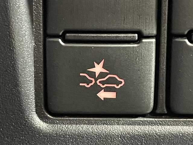 トヨタ ヴォクシー ZS 煌Ⅲ 大阪府 2021(令3)年 3.5万km ブラック 純正ナビＴＶ　ハーフレザー　バックカメラ　ＥＴＣ　ドラレコ　レーンアシスト　アイドリングストップ　オートハイビーム　ＬＥＤヘッドライト　衝突軽減　両側電動　プッシュスタート　スマートキー　フォグランプ