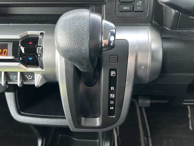 スズキ クロスビー HYBRID MX 大阪府 2019(平31)年 6.5万km クラッシーブラウンメタリック/ホワイト 2トーンルーフ レーダーブレーキサポート　純正ナビ　シートヒーター　床下ラゲッジ　パドルシフト　フルセグＴＶ　ＣＤ　ＤＶＤ　Ｂｌｕｅｔｏｏｔｈ　ドラレコ　ＥＴＣ　スマートキー　コーナーセンサー　ＬＥＤオートライト　純正フロアマット　純正ホイール　純正オーディオ　