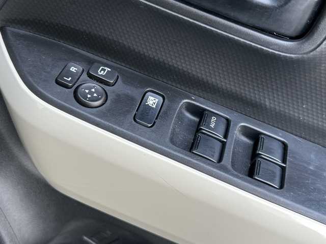 スズキ クロスビー HYBRID MX 大阪府 2019(平31)年 6.5万km クラッシーブラウンメタリック/ホワイト 2トーンルーフ レーダーブレーキサポート　純正ナビ　シートヒーター　床下ラゲッジ　パドルシフト　フルセグＴＶ　ＣＤ　ＤＶＤ　Ｂｌｕｅｔｏｏｔｈ　ドラレコ　ＥＴＣ　スマートキー　コーナーセンサー　ＬＥＤオートライト　純正フロアマット　純正ホイール　純正オーディオ　