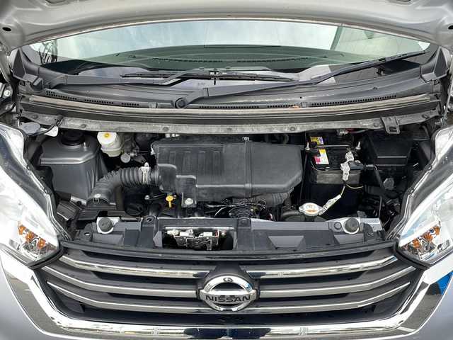 日産 デイズ ルークス X 山口県 2016(平28)年 3.7万km クールシルバー ワンオーナー車/KENWOODオーディオ/・AM/FMラジオ/・CD再生機能/両側パワースライドドア/アラウンドビューモニター/バックカメラ/ＥＴＣ/スマートキー/プッシュスタート/スペアキー1本/保証書/取扱説明書/純正フロアマット/後席サーキュレーター/サイドマーカーランプ/ドアバイザー