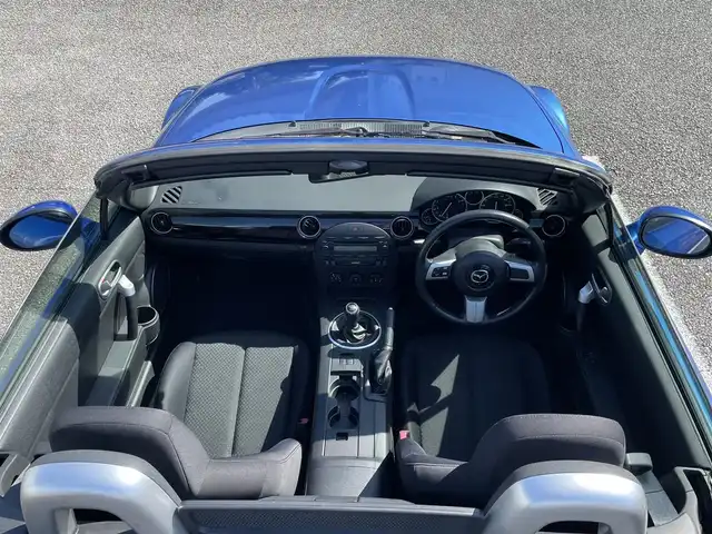 マツダ ロードスター RS 静岡県 2005(平17)年 5.9万km ウィニングブルーメタリック ユーザー買取車両/BOSEサウンド/オープンカー【手動】/6速MT/FM・AM・CD・MP3/純正アルミホイール17インチ/パワーウィンドウ/ABS/ETC/タイヤサイズ205/45/17