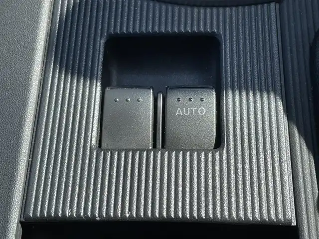 マツダ ロードスター RS 静岡県 2005(平17)年 5.9万km ウィニングブルーメタリック ユーザー買取車両/BOSEサウンド/オープンカー【手動】/6速MT/FM・AM・CD・MP3/純正アルミホイール17インチ/パワーウィンドウ/ABS/ETC/タイヤサイズ205/45/17