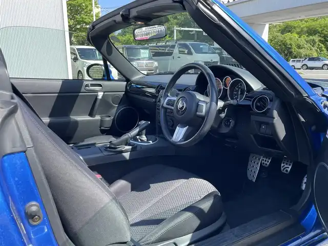 マツダ ロードスター RS 静岡県 2005(平17)年 5.9万km ウィニングブルーメタリック ユーザー買取車両/BOSEサウンド/オープンカー【手動】/6速MT/FM・AM・CD・MP3/純正アルミホイール17インチ/パワーウィンドウ/ABS/ETC/タイヤサイズ205/45/17