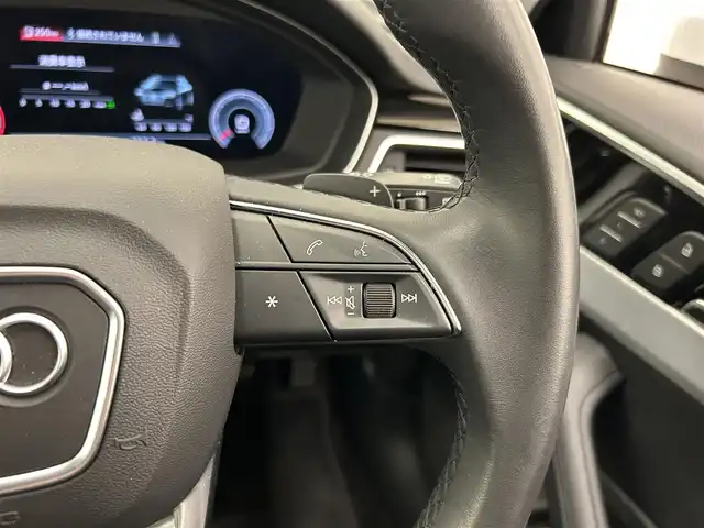 アウディ Ａ４ 35TDI アドバンスド 岡山県 2022(令4)年 1.6万km グレイシアホワイトメタリック アウディプレセンス/速度警告/アウディアクティブブレーキアシスト/純正MMIナビ/360°カメラ/BT/Applecarplay/Androidauto/バーチャルコクピット/マトリクスLED/AHB/レザーシート/PWシート/シートヒータ/PWリアゲート/オートホールド/クルコン/パドルシフト/アドバンストキー/コーナーセンサー