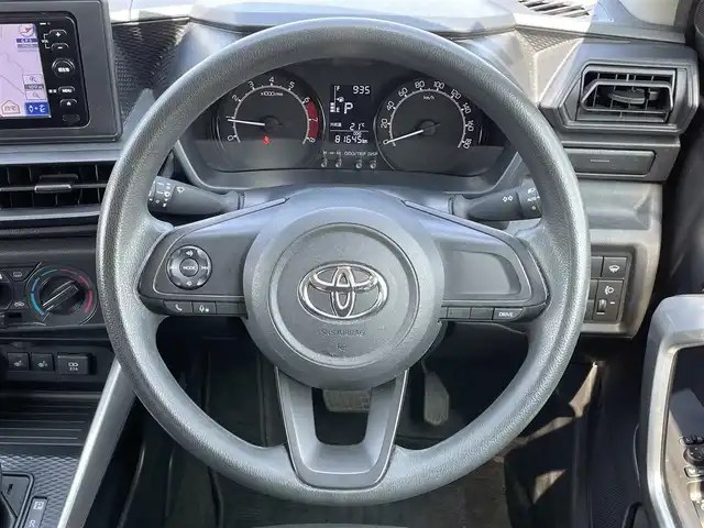 トヨタ ライズ X 道央・札幌 2022(令4)年 8.2万km シャイニングホワイトパール ４WD/寒冷地仕様/社外SDナビ/AM/FM/CD/ワンセグ/衝突被害軽減ブレーキ/横滑り防止装置/レーンキープアシスト/コーナーセンサー/バックカメラ/ETC/アイドリングストップ/ワイパーデアイサー/DRIVEMODE/前席シートヒーター/ステアリングリモコン/MTモード付AT/プッシュスタート/スマートキー/LEDヘッドライト/オートハイビーム/オートハイビーム/ヘッドライトレベライザー/電動格納ミラー/ウィンカーミラー/フロアマット/ドアバイザー/社外エンジンスターター/レンタカー登録