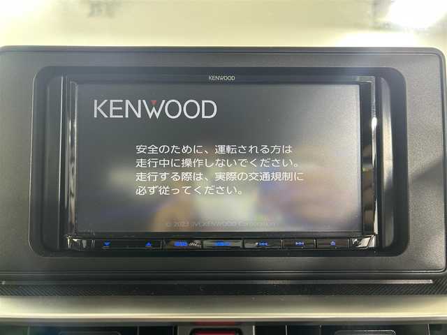 トヨタ ライズ Z 佐賀県 2024(令6)年 0.7万km シャイニングホワイトパール 社外7インチナビ【MDV-D310】/【Bluetooth.CD】/衝突被害軽減システム/レーダークルーズコントロール/レーンアシスト/クリアランスソナー/オートマチックハイビーム/オートライト/先行車発進告知機能/バックカメラ/前方ドライブレコーダー/LEDヘッドライト/ETC/アイドリングストップ/フォグライト/運転席・助手席シートヒーター/純正17インチアルミホイール/スマートキー/スペアキー×１/プッシュスタート