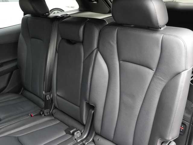 アウディ Ｑ７ ブラックスタイリング 静岡県 2019(平31)年 1.7万km 黒 125台限定モデル　ブラックデザイン/MMIナビゲーションTV Bluetooth/全方位カメラ/ブラックレザーシート シートヒーター /シートヒーター /バーチャルコクピット/Audi Sport20インチブラックアルミホイール/ブラックルーフレール/マトリクスLEDヘッドライト/Audyプレセンス衝突軽減ブレーキ　レーンアシスト/アダプティブクルーズコントロール/サイドアシスト/サードシート電動格納シート/ドライブセレクト/パワーバックドア /DSRCETC