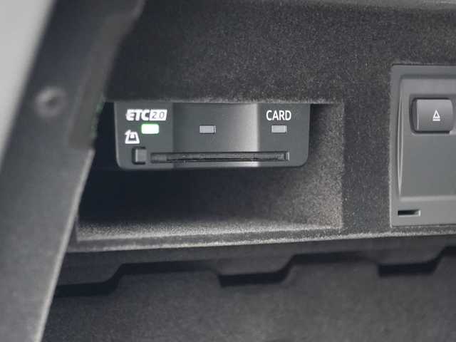 アウディ Ｑ７ ブラックスタイリング 静岡県 2019(平31)年 1.7万km 黒 125台限定モデル　ブラックデザイン/MMIナビゲーションTV Bluetooth/全方位カメラ/ブラックレザーシート シートヒーター /シートヒーター /バーチャルコクピット/Audi Sport20インチブラックアルミホイール/ブラックルーフレール/マトリクスLEDヘッドライト/Audyプレセンス衝突軽減ブレーキ　レーンアシスト/アダプティブクルーズコントロール/サイドアシスト/サードシート電動格納シート/ドライブセレクト/パワーバックドア /DSRCETC