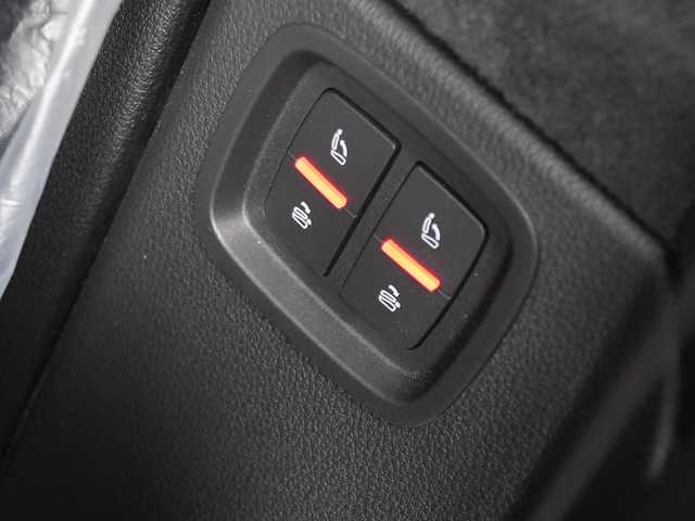 アウディ Ｑ７ ブラックスタイリング 静岡県 2019(平31)年 1.7万km 黒 125台限定モデル　ブラックデザイン/MMIナビゲーションTV Bluetooth/全方位カメラ/ブラックレザーシート シートヒーター /シートヒーター /バーチャルコクピット/Audi Sport20インチブラックアルミホイール/ブラックルーフレール/マトリクスLEDヘッドライト/Audyプレセンス衝突軽減ブレーキ　レーンアシスト/アダプティブクルーズコントロール/サイドアシスト/サードシート電動格納シート/ドライブセレクト/パワーバックドア /DSRCETC