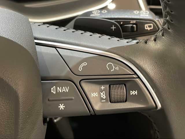 アウディ Ｑ７ ブラックスタイリング 新潟県 2019(平31)年 1.7万km 黒 125台限定モデル　ブラックデザイン/MMIナビゲーションTV Bluetooth/全方位カメラ/ブラックレザーシート シートヒーター /シートヒーター /バーチャルコクピット/Audi Sport20インチブラックアルミホイール/ブラックルーフレール/マトリクスLEDヘッドライト/Audyプレセンス衝突軽減ブレーキ　レーンアシスト/アダプティブクルーズコントロール/サイドアシスト/サードシート電動格納シート/ドライブセレクト/パワーバックドア /DSRCETC