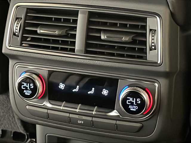 アウディ Ｑ７ ブラックスタイリング 新潟県 2019(平31)年 1.7万km 黒 125台限定モデル　ブラックデザイン/MMIナビゲーションTV Bluetooth/全方位カメラ/ブラックレザーシート シートヒーター /シートヒーター /バーチャルコクピット/Audi Sport20インチブラックアルミホイール/ブラックルーフレール/マトリクスLEDヘッドライト/Audyプレセンス衝突軽減ブレーキ　レーンアシスト/アダプティブクルーズコントロール/サイドアシスト/サードシート電動格納シート/ドライブセレクト/パワーバックドア /DSRCETC