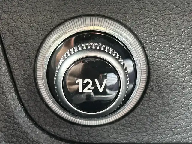 アウディ Ｑ２ 30TFSIスポーツ 福島県 2018(平30)年 4万km パール 純正HDDナビ/（AM/FM/CD/DVD/AUX/BT/TVフルセグ）/アウディコネクト/ETC2.0/ドライブレコーダー/バックカメラ/前席シートヒーター/クルーズコントロール/エンジンスタートボタン/LEDヘッドライト/純正フロアマット/ABS/アイドリングストップ/衝突被害軽減装置/車間距離自動制御システム/駐車支援システム/横滑り防止装置/トラクションコントロール/レインセンサー/盗難防止システム