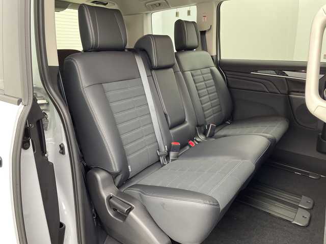 三菱 デリカＤ：５ シャモニー 愛知県 2025(令7)年 0.1千km ホワイトダイヤモンド 登録済未使用車　14km/全方位カメラ/シートヒーター/ブラインドスポットモニター/衝突軽減ブレーキ/レーンキープアシスト/オートマチックハイビーム/レーダークルーズコントロール/両側パワースライドドア/LEDヘッドライト/ステアリングヒーター/電動パーキング/オートホールドブレーキ/ハーフレザーシート