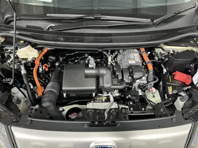 ホンダ フリード ハイブリット e:HEV クロスター 佐賀県 2025(令7)年 0.1千km ベージュ 登録済み未使用車/純正9インチGathersナビ/フルセグTV/Bluetooth/Androidauto/Applecarplay/バックカメラ/衝突被害軽減システム/レーダークルーズコントロール/レーンアシスト/ブラインドスポットモニター/クリアランスソナー/電子パーキング/ブレーキホールド/LEDヘッドライト/LEDフォグライト/両側パワースライドドア/運転席・助手席シートヒーター/ハーフレザーシート/ウォークスルー/ルーフレール/後席サンシェード/カーテンエアバック/純正15インチアルミホイール/スマートキー/スペアキー×1