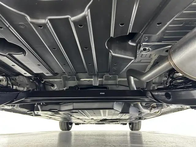 ホンダ フリード ハイブリット e:HEV クロスター 佐賀県 2025(令7)年 0.1千km ベージュ 登録済み未使用車/純正9インチGathersナビ/フルセグTV/Bluetooth/Androidauto/Applecarplay/バックカメラ/衝突被害軽減システム/レーダークルーズコントロール/レーンアシスト/ブラインドスポットモニター/クリアランスソナー/電子パーキング/ブレーキホールド/LEDヘッドライト/LEDフォグライト/両側パワースライドドア/運転席・助手席シートヒーター/ハーフレザーシート/ウォークスルー/ルーフレール/後席サンシェード/カーテンエアバック/純正15インチアルミホイール/スマートキー/スペアキー×1