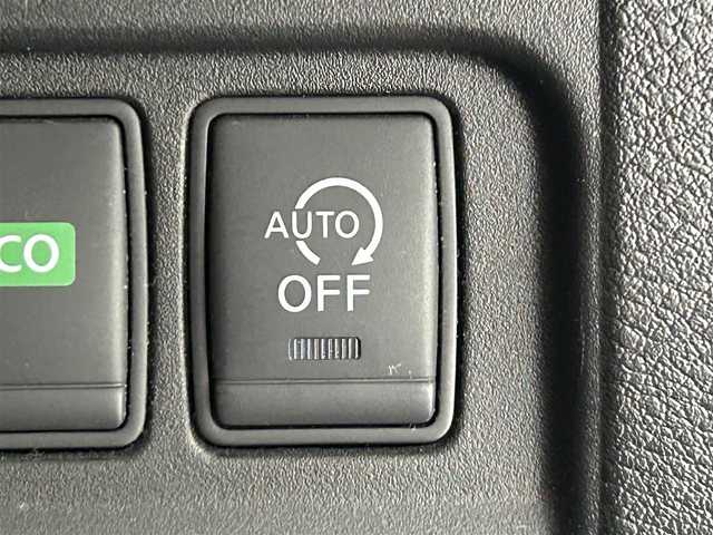 日産 セレナ X 道央・札幌 2018(平30)年 6.5万km ブリリアントホワイトパール ・４WD/・純正SDナビゲーション/　CD/DVD/SD/USB/フルセグ/BT/iPod/・アルパインフリップダウンモニター/・社外ミラー型ドライブレコーダー/・純正エンジンスターター/・バックカメラ/・ビルトインETC/・片側パワースライドドア/・エマージェンシーブレーキ/・横滑り防止装置/・クルーズコントロール/・レーンキープアシスト/・LEDヘッドライト/・オートライト/・純正フロアマット/・スマートキー/・プッシュスタート/・取説あり/・社外AW１５インチ＋夏タイヤ/・冬タイヤ車載