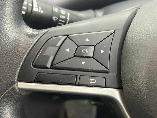 日産 セレナ X 道央・札幌 2018(平30)年 6.5万km ブリリアントホワイトパール ・４WD/・純正SDナビゲーション/　CD/DVD/SD/USB/フルセグ/BT/iPod/・アルパインフリップダウンモニター/・社外ミラー型ドライブレコーダー/・純正エンジンスターター/・バックカメラ/・ビルトインETC/・片側パワースライドドア/・エマージェンシーブレーキ/・横滑り防止装置/・クルーズコントロール/・レーンキープアシスト/・LEDヘッドライト/・オートライト/・純正フロアマット/・スマートキー/・プッシュスタート/・取説あり/・社外AW１５インチ＋夏タイヤ/・冬タイヤ車載