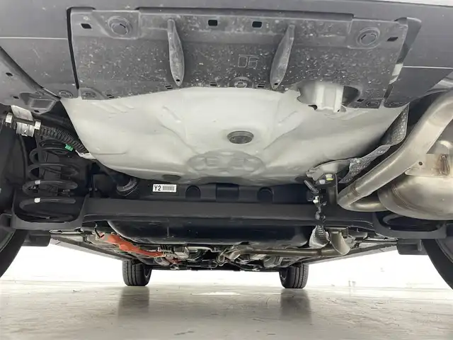 トヨタ アクア クロスオーバー グラム 茨城県 2019(令1)年 2.6万km オリーブマイカM 純正9型ナビ/バックカメラ/フルセグ/衝突被害軽減ブレーキ/車線逸脱抑制装置/オートマチックハイビーム/クリアランスソナー/ETC/ドラレコ/ハーフレザーシート/シートヒーター/純正16インチAW/LEDヘッドライト/スマートキー