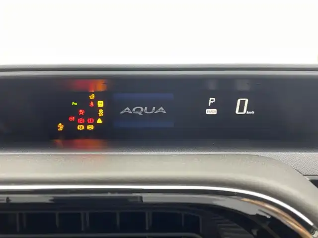 トヨタ アクア クロスオーバー グラム 茨城県 2019(令1)年 2.6万km オリーブマイカM 純正9型ナビ/バックカメラ/フルセグ/衝突被害軽減ブレーキ/車線逸脱抑制装置/オートマチックハイビーム/クリアランスソナー/ETC/ドラレコ/ハーフレザーシート/シートヒーター/純正16インチAW/LEDヘッドライト/スマートキー