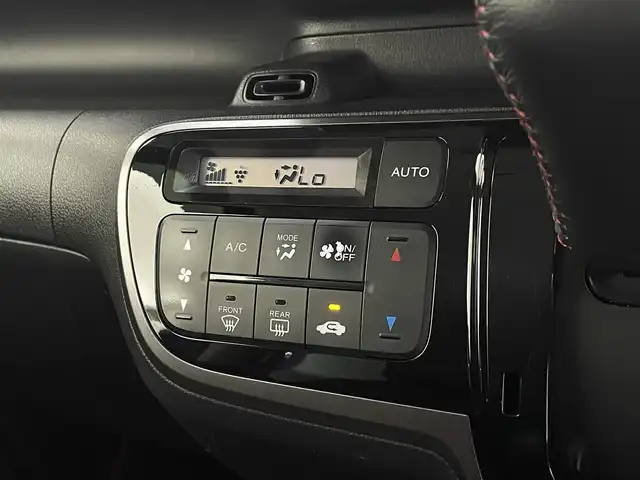 ホンダ Ｎ ＢＯＸ 2トーン カスタム G ターボLパッケージ 宮城県 2016(平28)年 7.4万km ブリリアントスポーティブルーメタリック2トーン ワンオーナー//ターボ//純正SDナビ(VXM-165VFi)//バックカメラ//フルセグ//Bluetooth//フリップダウンモニター//シティブレーキアクティブシステム//クルーズコントロール//両側電動スライドドア//ETC//パドルシフト//純正15インチAW//ディスチャージヘッドライト//スマートキー//プッシュスタート