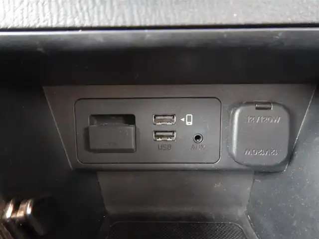 マツダ マツダ２ 15S スマートエディション 静岡県 2021(令3)年 3.5万km プラチナクォーツメタリック 衝突軽減ブレーキ/車線逸脱警報/ブラインドスポットモニター/クリアランスソナー/マツダコネクト8インチナビ/・Bluetooth接続/・USB/・AUX/全方位モニター/MTモード付きAT/ISOFIX/USBポート×2/アイドリングストップ/ウインカーミラー/オートリトラミラー/オートライト/オートワイパー/純正フロアマット/純正ドアバイザー/プッシュスタート/スマートキー×2/取扱説明書/新車保証書/整備記録簿/・新車1ヶ月、6ヶ月、12ヶ月、R6