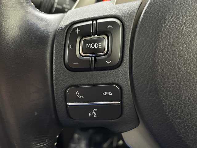 レクサス ＮＸ 200t アーバンスタイル 埼玉県 2017(平29)年 4.5万km ソニッククォーツ 三眼ＬＥＤヘッドライト　/純正ナビ　/シートヒーター　/バックカメラ　/サイドカメラ　/レザーシート　/メモリー付パワーシート　/衝突軽減システム　/オートハイビーム /レーダークルーズコントロール/ETC2.0