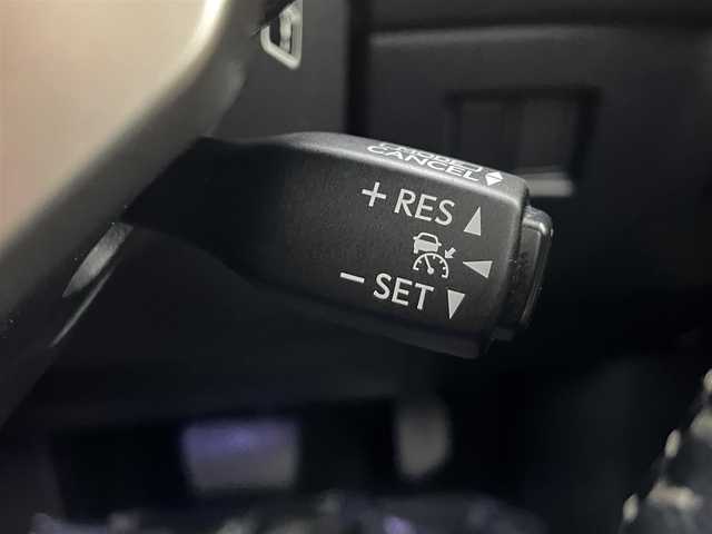 レクサス ＮＸ 200t アーバンスタイル 埼玉県 2017(平29)年 4.5万km ソニッククォーツ 三眼ＬＥＤヘッドライト　/純正ナビ　/シートヒーター　/バックカメラ　/サイドカメラ　/レザーシート　/メモリー付パワーシート　/衝突軽減システム　/オートハイビーム /レーダークルーズコントロール/ETC2.0