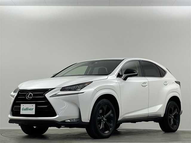 レクサス ＮＸ 200t アーバンスタイル 埼玉県 2017(平29)年 4.5万km ソニッククォーツ 三眼ＬＥＤヘッドライト　/純正ナビ　/シートヒーター　/バックカメラ　/サイドカメラ　/レザーシート　/メモリー付パワーシート　/衝突軽減システム　/オートハイビーム /レーダークルーズコントロール/ETC2.0