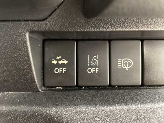 スズキ ジムニー XC 岐阜県 2019(平31)年 4.1万km シフォンアイボリーメタリックブラック2トーンルーフ 4WD/純正ナビ/AM/FM/CD/DVD/Bluetooth/フルセグTV/衝突軽減ブレーキ/レーンキープアシスト/クルーズコントロール/シートヒーター/オートLEDヘッドライト/オートマチックハイビーム/フォグランプ/ヘッドライトウォッシャー/ヒルディセントコントロール/ETC/スマートキー/スペアキー/プッシュスタート/電動格納ミラー/革巻きステアリング/背面タイヤ/アルミホイールスタッドレスタイヤ4本つき/純正フロアマット/純正16インチアルミホイール