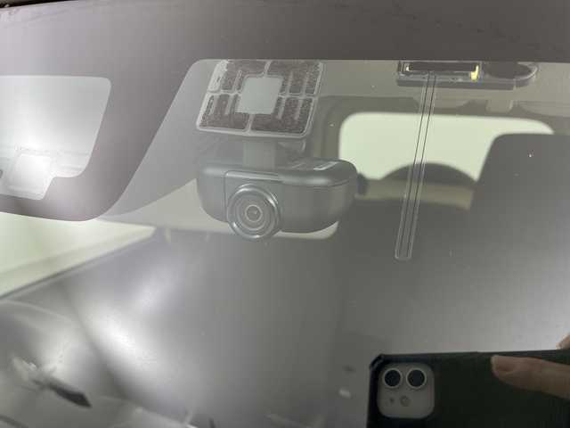 スズキ ジムニー XC 岐阜県 2019(平31)年 4.1万km シフォンアイボリーメタリックブラック2トーンルーフ 4WD/純正ナビ/AM/FM/CD/DVD/Bluetooth/フルセグTV/衝突軽減ブレーキ/レーンキープアシスト/クルーズコントロール/シートヒーター/オートLEDヘッドライト/オートマチックハイビーム/フォグランプ/ヘッドライトウォッシャー/ヒルディセントコントロール/ETC/スマートキー/スペアキー/プッシュスタート/電動格納ミラー/革巻きステアリング/背面タイヤ/アルミホイールスタッドレスタイヤ4本つき/純正フロアマット/純正16インチアルミホイール