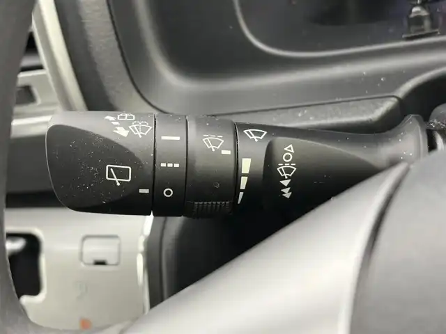 トヨタ ハイエース GL 愛知県 2024(令6)年 1.5万km ブラックマイカ FLEXコンプリートカー/・シートアレンジ【familiar】/・SOREXヒッチメンバー/・防虫MAGネット/・アミエース（左後網戸）/・フロントバンパー/・テールランプ/・白黄切替フォグランプ/・シートカバー/カロッツェリアフローティングナビ/(BT/フルセグ/HDMI)/カロッツェリア後席モニター/全方位カメラ/ETC/ドライブレコーダー/プリクラッシュ/LDA/クリアランスソナー/オートハイビーム/ドアバイザー/NITRO POWER１６インチホイール/TOYOオープンカントリータイヤ/社外シフトノブ