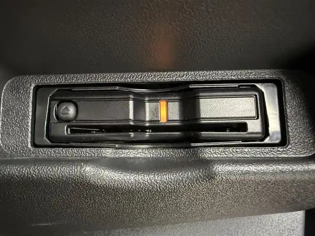 トヨタ ハイエース GL 愛知県 2024(令6)年 1.5万km ブラックマイカ FLEXコンプリートカー/・シートアレンジ【familiar】/・SOREXヒッチメンバー/・防虫MAGネット/・アミエース（左後網戸）/・フロントバンパー/・テールランプ/・白黄切替フォグランプ/・シートカバー/カロッツェリアフローティングナビ/(BT/フルセグ/HDMI)/カロッツェリア後席モニター/全方位カメラ/ETC/ドライブレコーダー/プリクラッシュ/LDA/クリアランスソナー/オートハイビーム/ドアバイザー/NITRO POWER１６インチホイール/TOYOオープンカントリータイヤ/社外シフトノブ