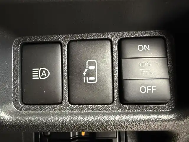 トヨタ ハイエース GL 愛知県 2024(令6)年 1.5万km ブラックマイカ FLEXコンプリートカー/・シートアレンジ【familiar】/・SOREXヒッチメンバー/・防虫MAGネット/・アミエース（左後網戸）/・フロントバンパー/・テールランプ/・白黄切替フォグランプ/・シートカバー/カロッツェリアフローティングナビ/(BT/フルセグ/HDMI)/カロッツェリア後席モニター/全方位カメラ/ETC/ドライブレコーダー/プリクラッシュ/LDA/クリアランスソナー/オートハイビーム/ドアバイザー/NITRO POWER１６インチホイール/TOYOオープンカントリータイヤ/社外シフトノブ