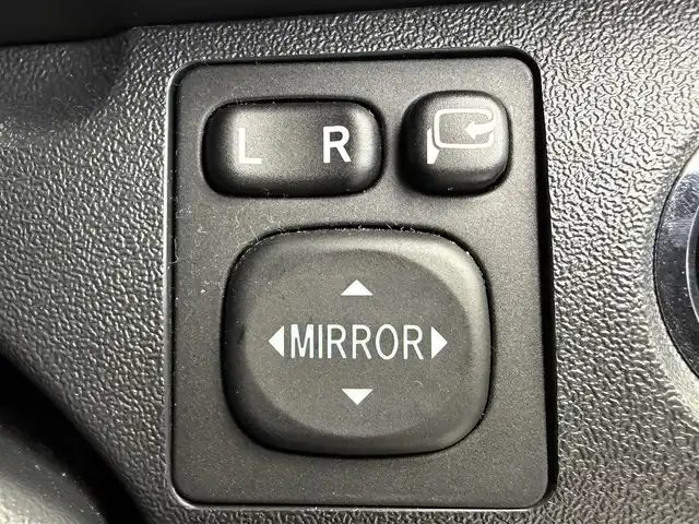 トヨタ ハイエース GL 愛知県 2024(令6)年 1.5万km ブラックマイカ FLEXコンプリートカー/・シートアレンジ【familiar】/・SOREXヒッチメンバー/・防虫MAGネット/・アミエース（左後網戸）/・フロントバンパー/・テールランプ/・白黄切替フォグランプ/・シートカバー/カロッツェリアフローティングナビ/(BT/フルセグ/HDMI)/カロッツェリア後席モニター/全方位カメラ/ETC/ドライブレコーダー/プリクラッシュ/LDA/クリアランスソナー/オートハイビーム/ドアバイザー/NITRO POWER１６インチホイール/TOYOオープンカントリータイヤ/社外シフトノブ