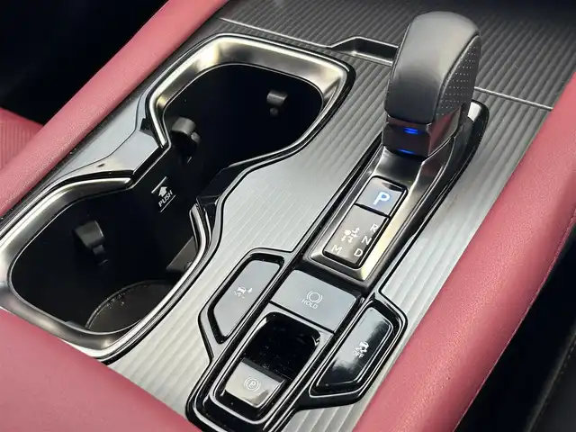 レクサス ＲＸ 500h Fスポーツパフォーマンス 東京都 2024(令6)年 2.2万km ホワイトノーヴァガラスフレーク ワンオーナー/純正フルセグTVナビ/（Bluetooth/USB）/純正21インチアルミホイール/純正フロアマット/サンルーフ/G-Link/デジタルインナーミラー/ビルトインETC/パドルシフト/クリアランスソナー/ハンドルヒーター/レザーシート/パワーシート/シートヒーター/エアシート/アラウンドビューモニター/バックカメラ/追従型クルーズコントロール/電動リアゲート/オートライト/オートマチックハイビーム/LEDヘッドライト/スマートキー/スペアキー1本/保証書/取説書