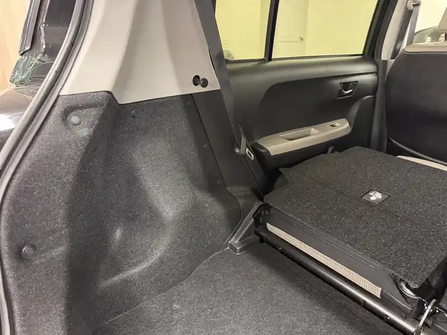 トヨタ パッソ モーダ　チャーム 三重県 2021(令3)年 3.8万km ブラックマイカメタリック/ダークエメラルドマイカ 2トーン ガソリン/FF/インパネCVT/純正 7インチナビ NSCN-W68/（AM/FM/CD/SD/地デジTV/Bluetooth/AUX）/パノラマモニター/ドライブレコーダー 前後/ビルトイン ETC/衝突回避支援機能 スマートアシスト3/・衝突回避支援ブレーキ機能（対車両・対歩行者）/・衝突警報機能（対車両・対歩行者）/・車線逸脱警報機能誤発進抑制制御機能（前方・後方）/・誤発進抑制制御機能（前方・後方）/・コーナーセンサー（フロント４個／リヤ４個、接近お知らせ表示付）/など/装備/・ハーフレザーシート/・シートヒーター（D）/・LEDヘッドライト & LEDクリアランスランプ/・オートライトシステム/・オートハイビーム機能/・オートエアコン/・ステアリングスイッチ/・プッシュスタート/・スマートキーx2/・純正ホイールキャップ＆14インチスチールホイール/・保/取/など