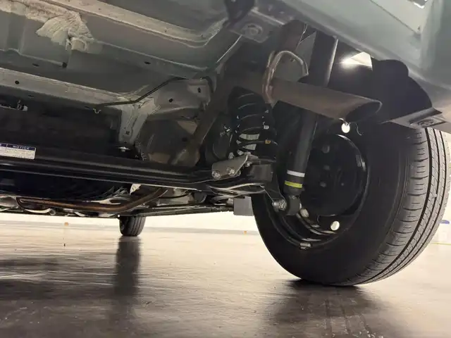 トヨタ パッソ モーダ　チャーム 三重県 2021(令3)年 3.8万km ブラックマイカメタリック/ダークエメラルドマイカ 2トーン ガソリン/FF/インパネCVT/純正 7インチナビ NSCN-W68/（AM/FM/CD/SD/地デジTV/Bluetooth/AUX）/パノラマモニター/ドライブレコーダー 前後/ビルトイン ETC/衝突回避支援機能 スマートアシスト3/・衝突回避支援ブレーキ機能（対車両・対歩行者）/・衝突警報機能（対車両・対歩行者）/・車線逸脱警報機能誤発進抑制制御機能（前方・後方）/・誤発進抑制制御機能（前方・後方）/・コーナーセンサー（フロント４個／リヤ４個、接近お知らせ表示付）/など/装備/・ハーフレザーシート/・シートヒーター（D）/・LEDヘッドライト & LEDクリアランスランプ/・オートライトシステム/・オートハイビーム機能/・オートエアコン/・ステアリングスイッチ/・プッシュスタート/・スマートキーx2/・純正ホイールキャップ＆14インチスチールホイール/・保/取/など