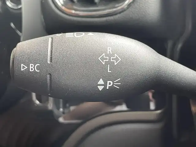 ＭＩＮＩ ミニ クロスオーバー クーパー D 高知県 2020(令2)年 1.3万km メルティングシルバーM 純正ナビゲーション　/バックカメラ　/前後ドライブレコーダー　/電動リアゲート　/ＬＥＤヘッドライト　/フォグランプ　/ＥＴＣ　/フロアマット　/ＵＳＢ入力端子　/コーナーセンサー　/クルーズコントロール　/１８アルミホイール